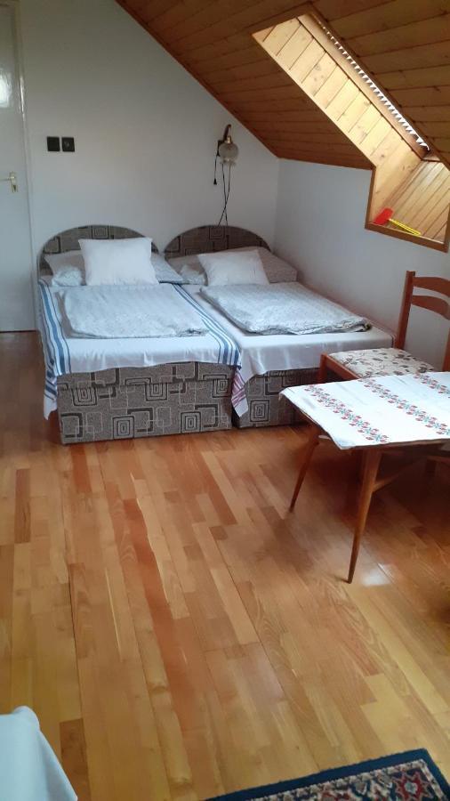 Anna Vendeghaz Hotel Балатонакали Екстериор снимка